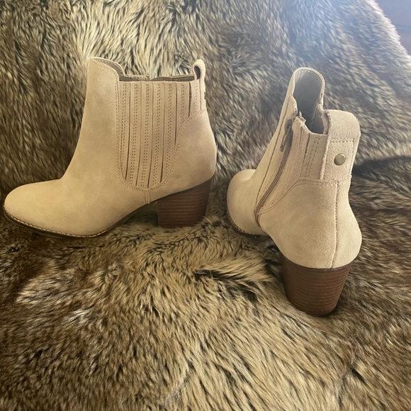 Crown Vintage Suede Booties - Picture 6 of 8